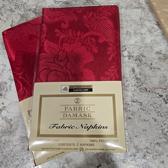 Fabric Damask Napkins - Red and Beige - Picture 3 of 8